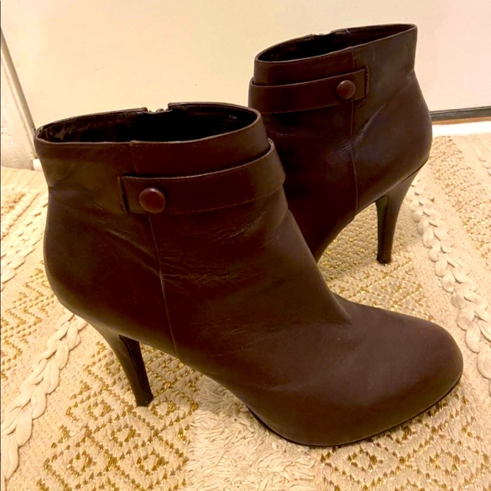 Nine West booties